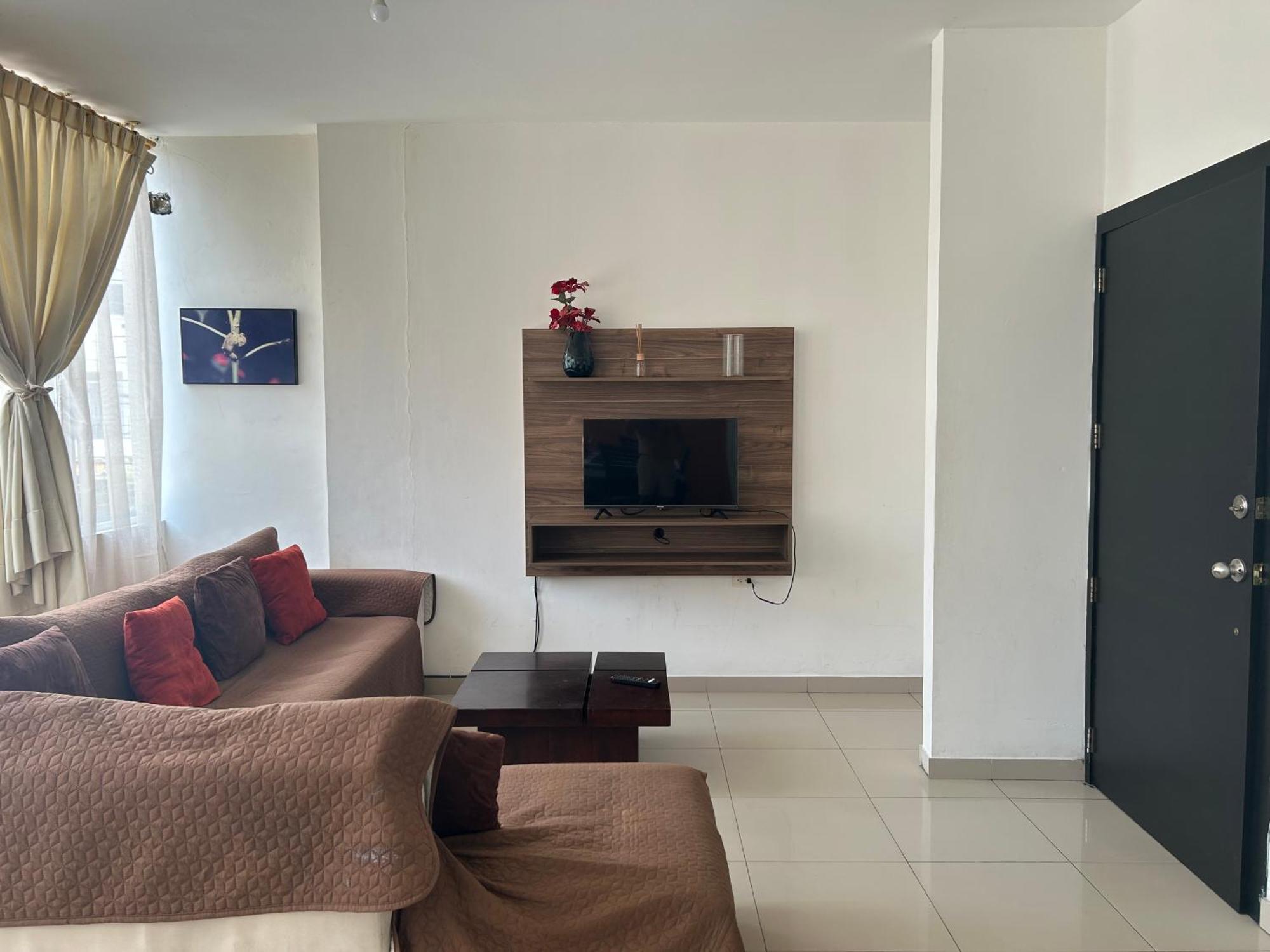 Departamentos De 2 Y 3 Habitaciones En El Centro De Manta Ngoại thất bức ảnh
